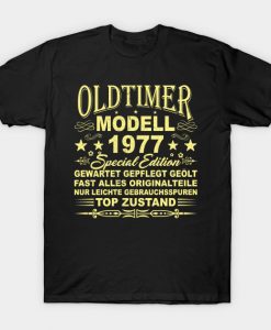Oldtimer Modell Baujahr 1977 T-Shirt AI