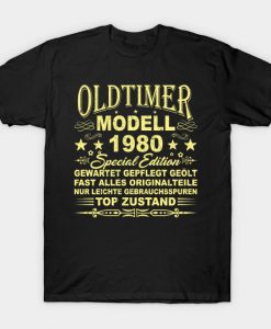 Oldtimer Modell Baujahr 1980 T-Shirt AI